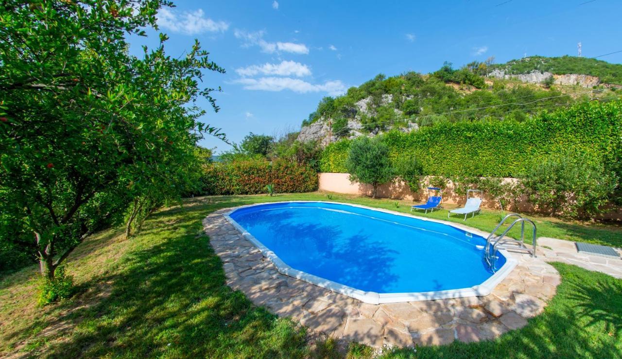 Holiday Home Narona Mostar Exterior photo