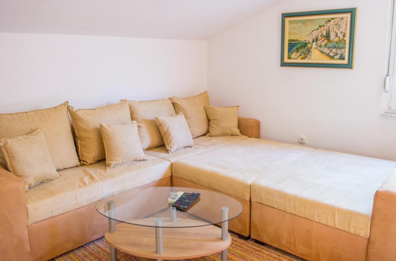 Holiday Home Narona Mostar Exterior photo