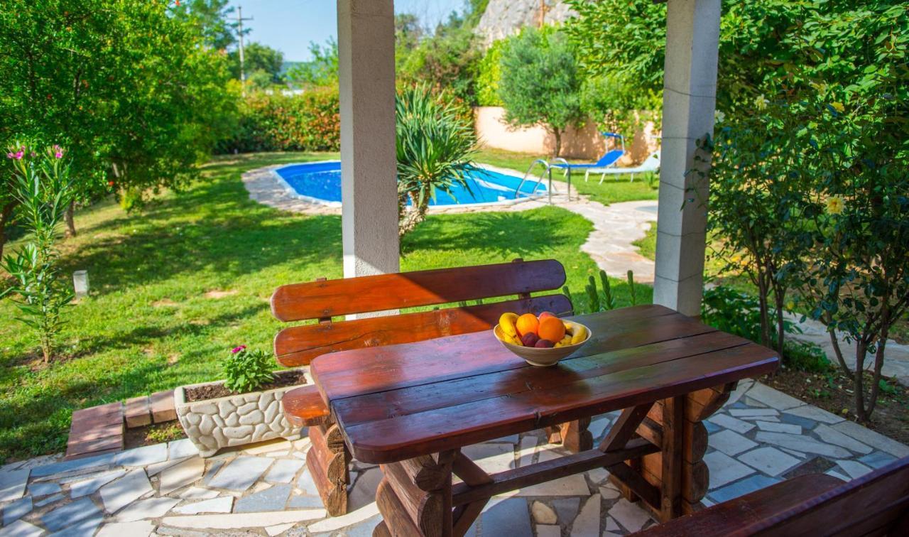 Holiday Home Narona Mostar Exterior photo